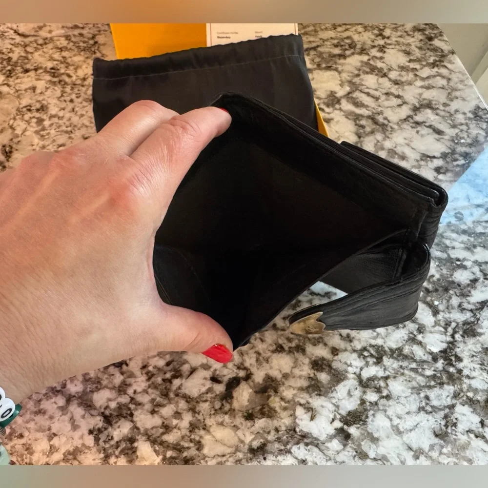 PRICED2SELL🔥Fendi P. Foglio Spy Nappa Black Leather Wallet-COA box dust bag